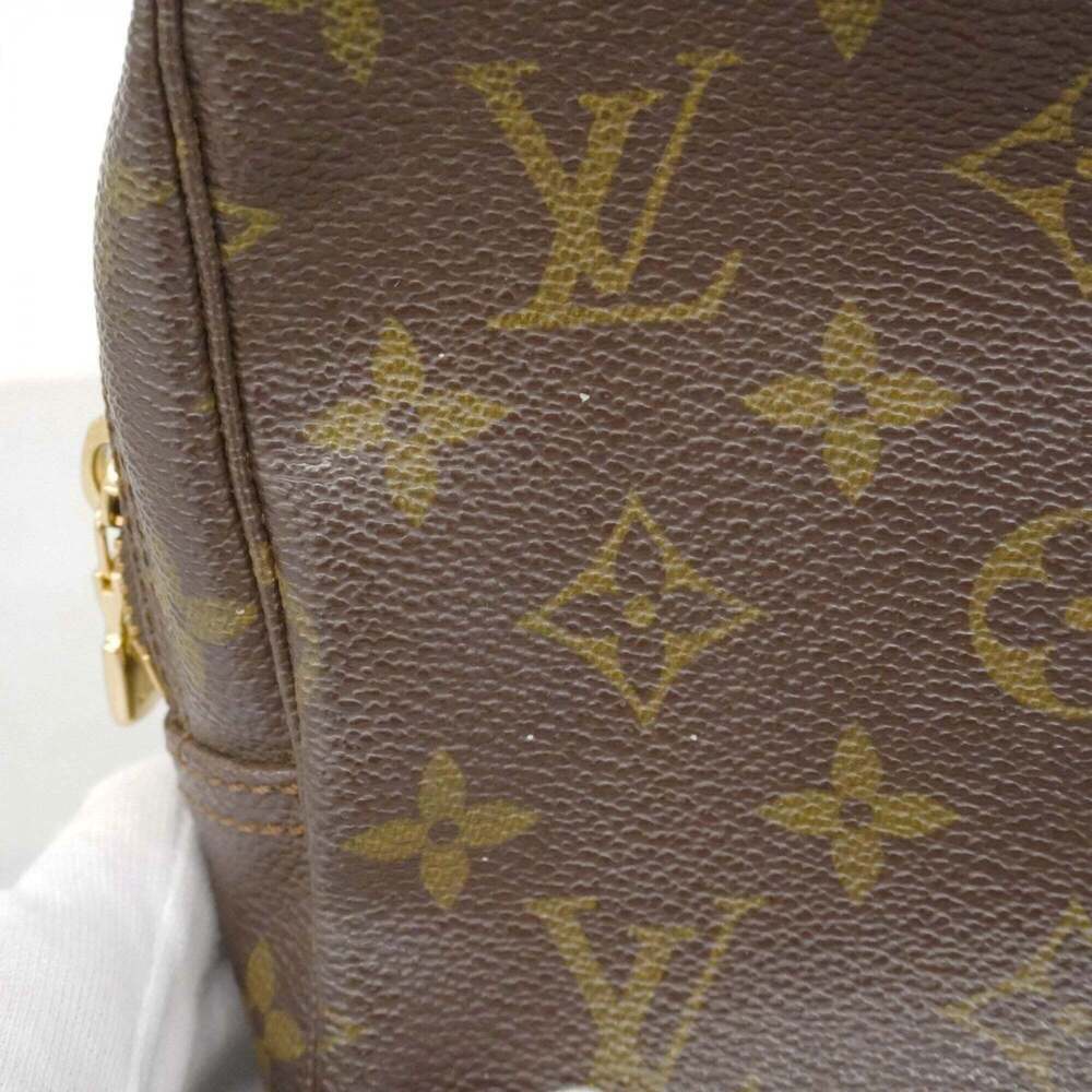 LOUIS VUITTON Authentic Brown Monogram Pouch - Picture 7 of 9